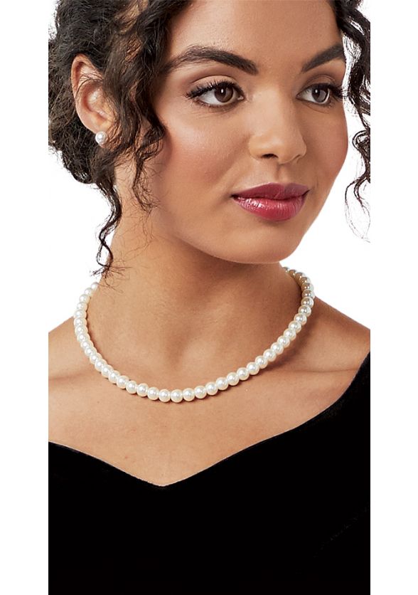 Pearl Necklace with extender.