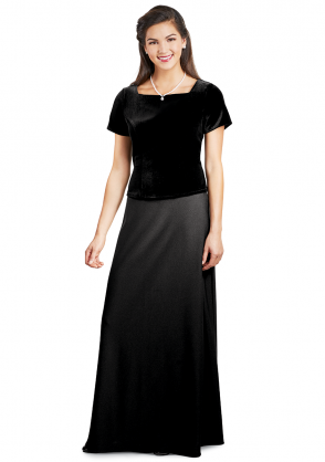 Short Sleeve Luisa Pull On Top in Velvet Paired with the Crepe Concert Skirt